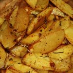 Akşam Yemeği İçin İdeal: Fırında Baharatlı Patates